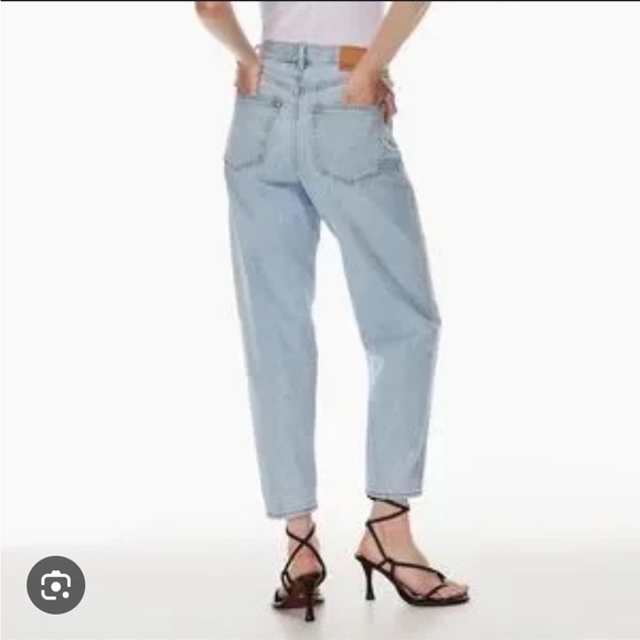 Aritzia Denim Forum jeans the Claudia high rise baggy straight leg 24 - Picture 13 of 13